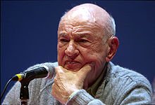 https://upload.wikimedia.org/wikipedia/commons/thumb/7/77/Edgar_Morin_IMG_0558-b.jpg/220px-Edgar_Morin_IMG_0558-b.jpg