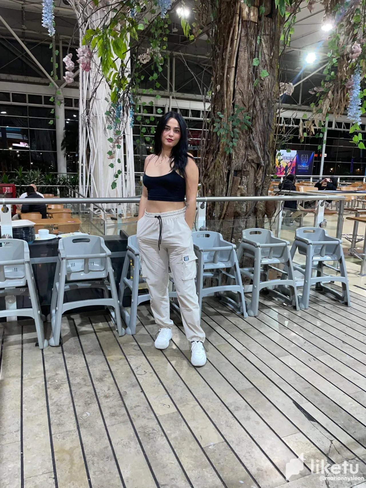 clvy8bfya0019aqszh2lfanxe_1000147947.webp