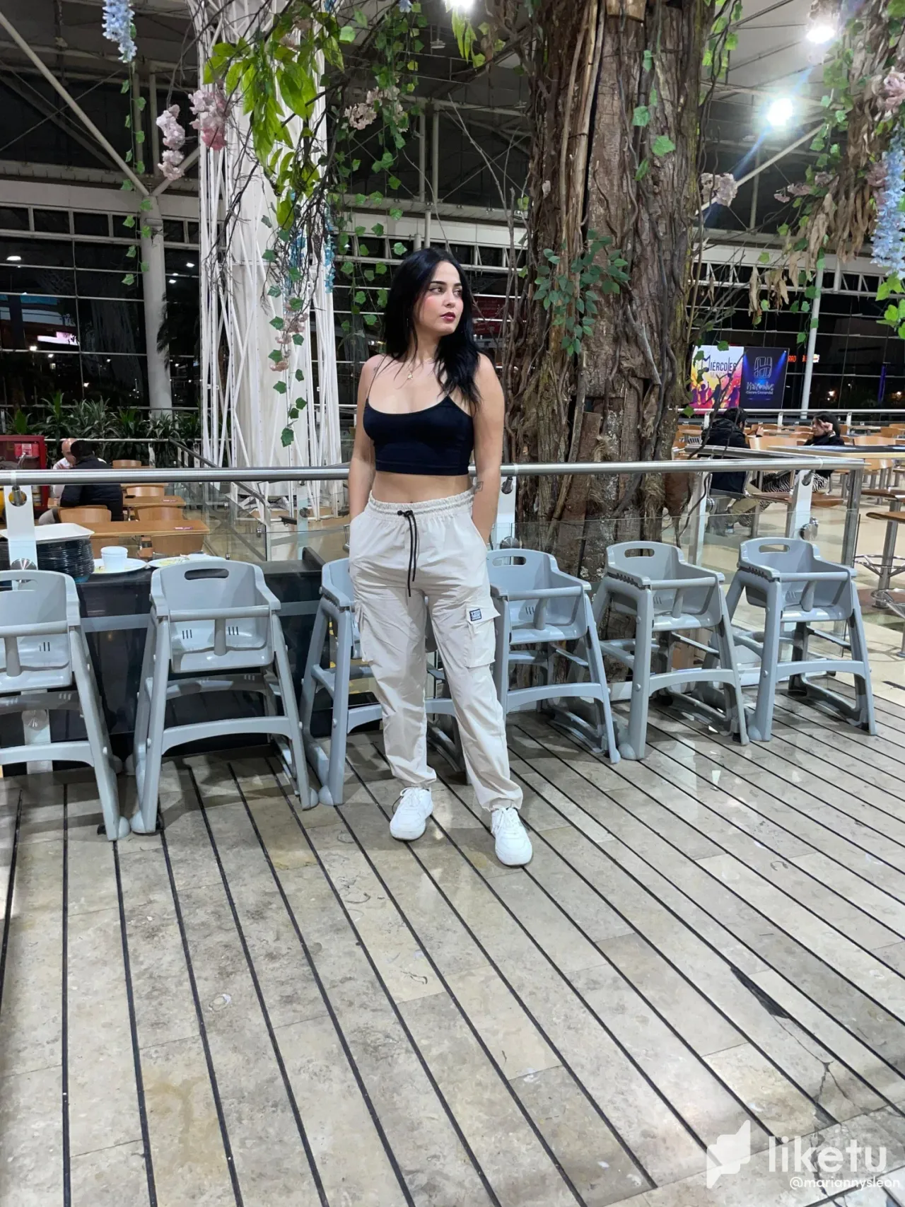 clvy8biw30011e8szc6dz26ak_1000147951.webp