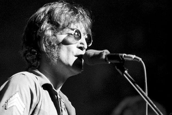 JohnLennon.png