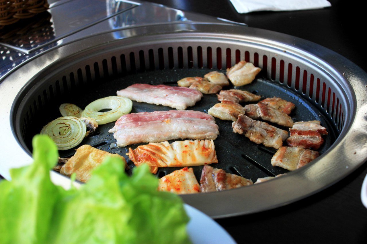 Корейский ресторан в спб. Korean BBQ гриль, Санкт-Петербург. МАККОЛИ BBQ. Кореан ББК гриль. Ресторан korean BBQ Grill.