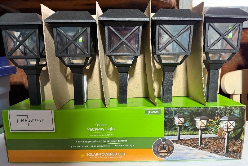 hivegardening-fsolar lights-.jpg