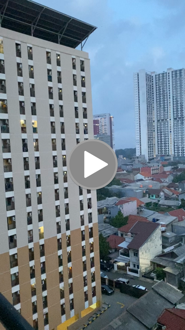 videos/8e8ccf46cb9acef3aae10b641c018ae2-00001.png