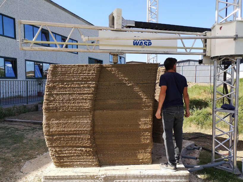 mario-cucinella-WASP-TECLA-prototype-3D-printed-habitat-designboom-04.jpg