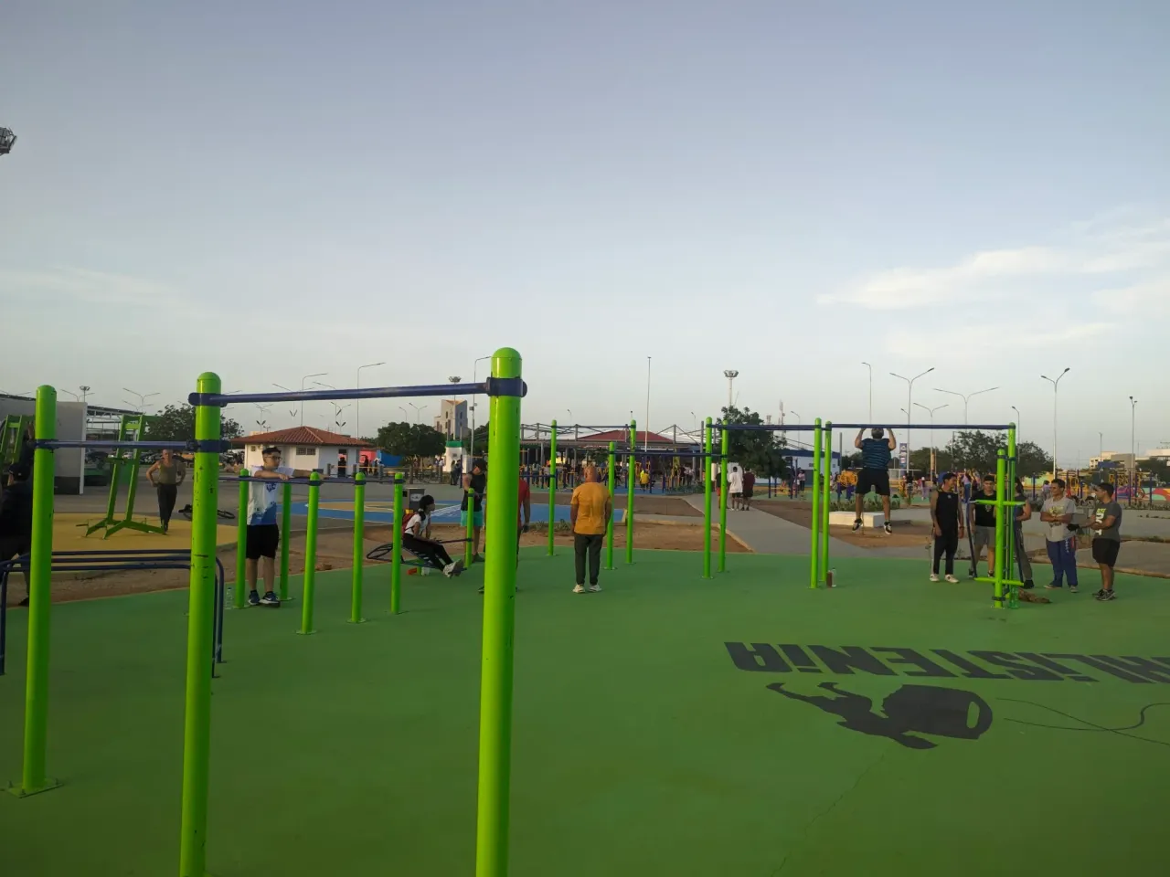 QudMDsOJuM1owKSa_PXL_20250701_184336600.webp