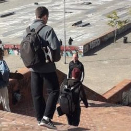 Flip, Plaza Urquiza, Nicolás Torrant