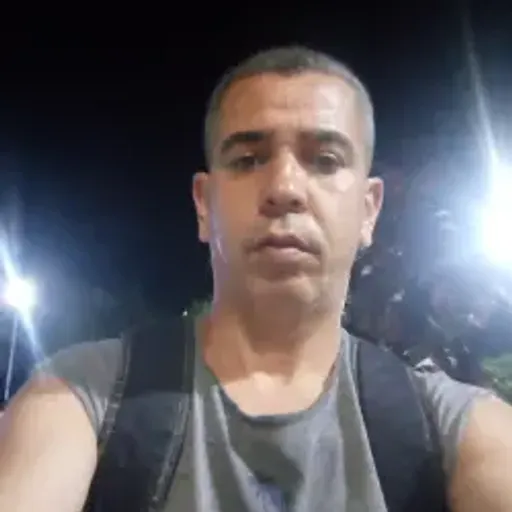 50-50, Hubba San Cristóbal, Simon Real